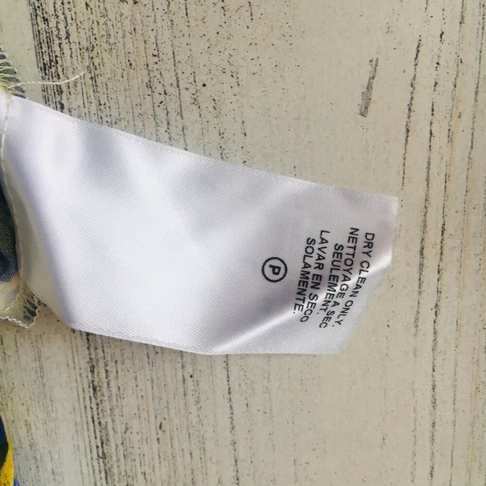 NWOT Velvet by Graham & Spencer Dress Flutter Cap Sleeve Abstract Print Yellow L - Picture 7 of 12